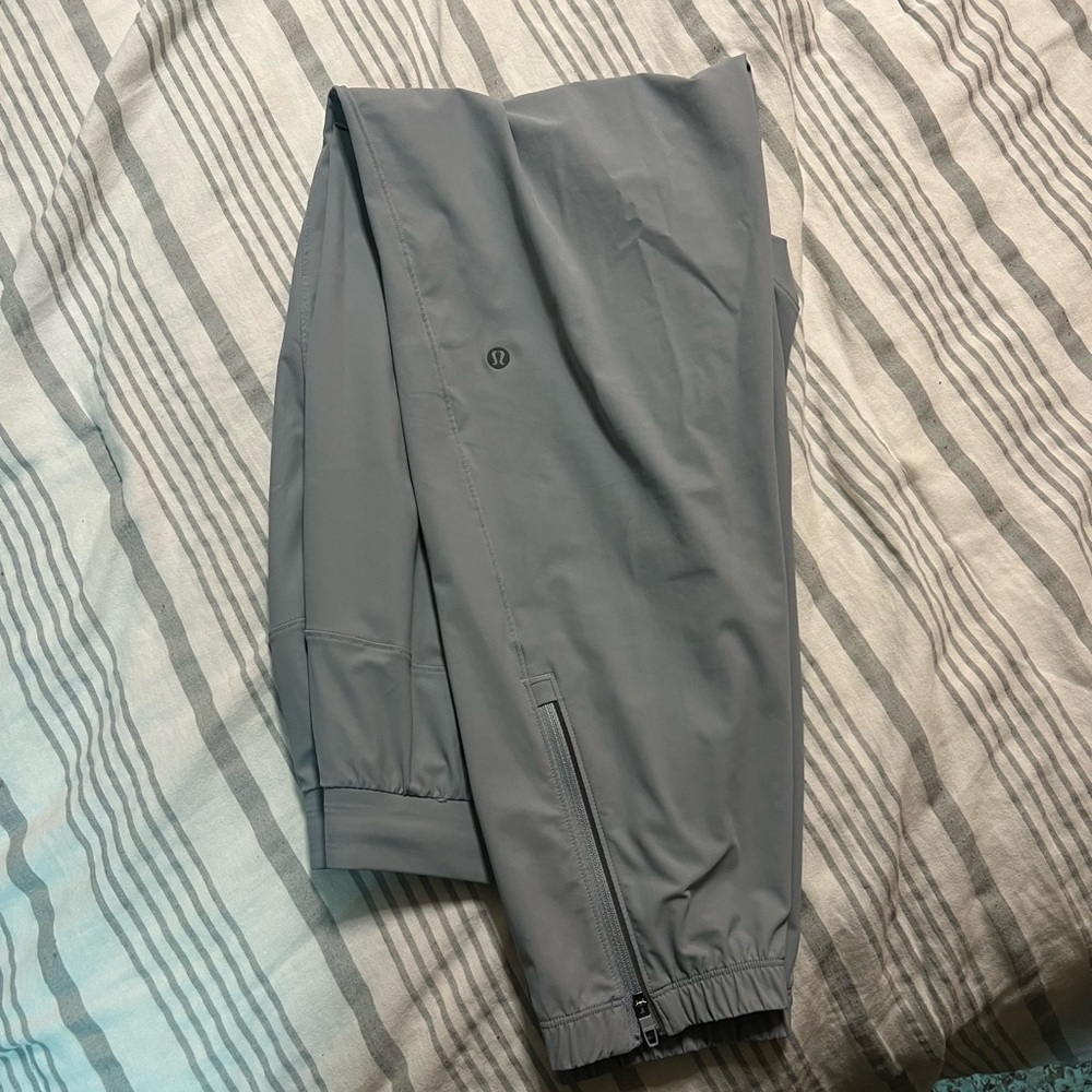 Mens Luluemon Joggers